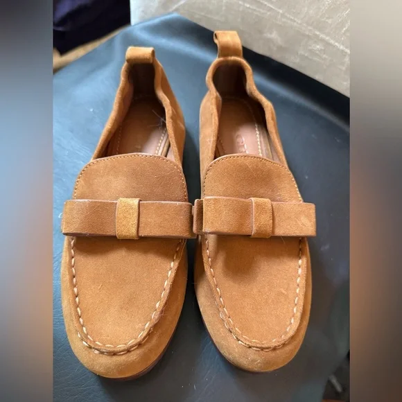 Coach Henry Suede Bow Loafers - Picture 3 of 6